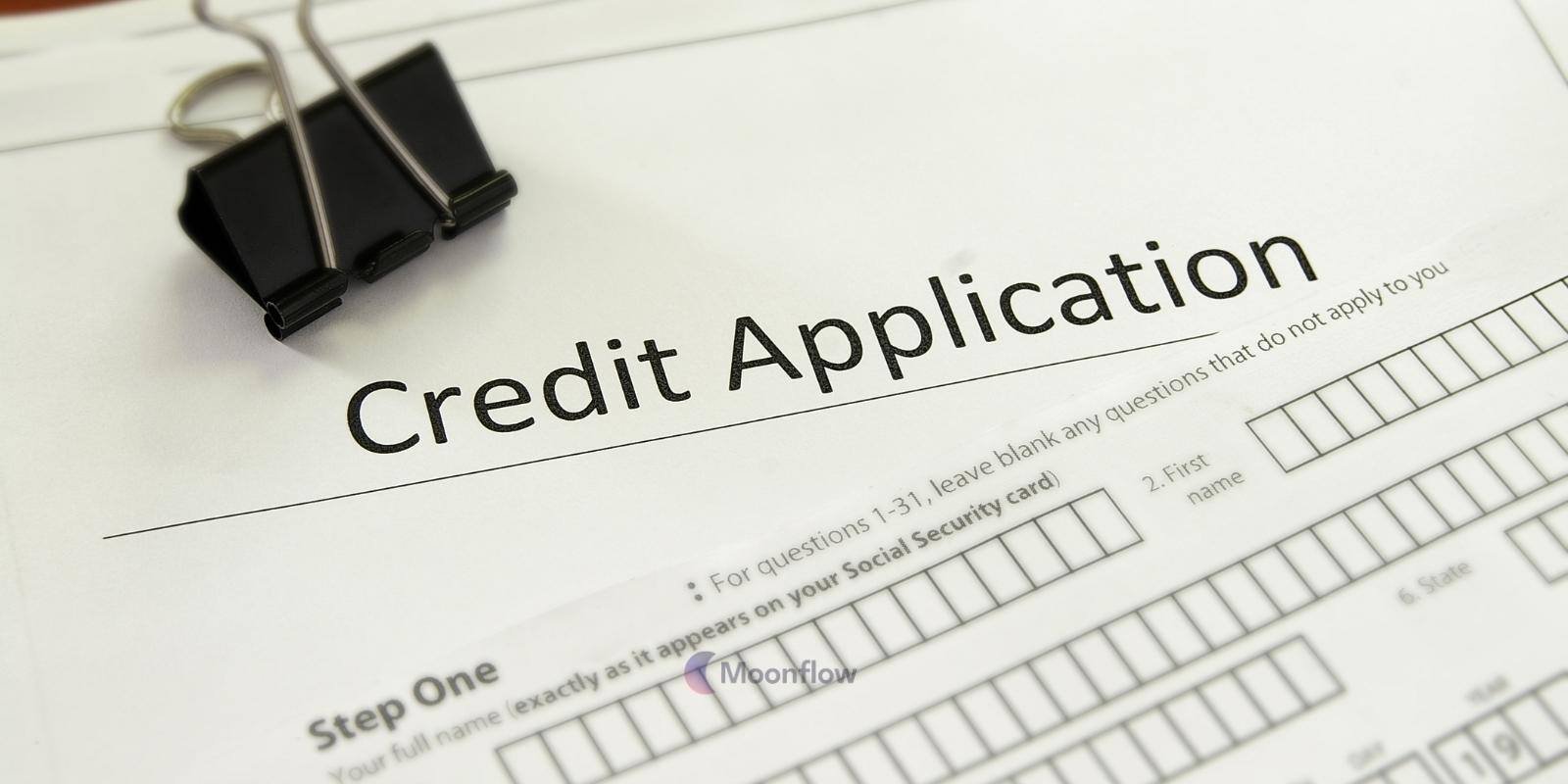 que-debes-tener-en-cuenta-al-solciitar-un-credito
